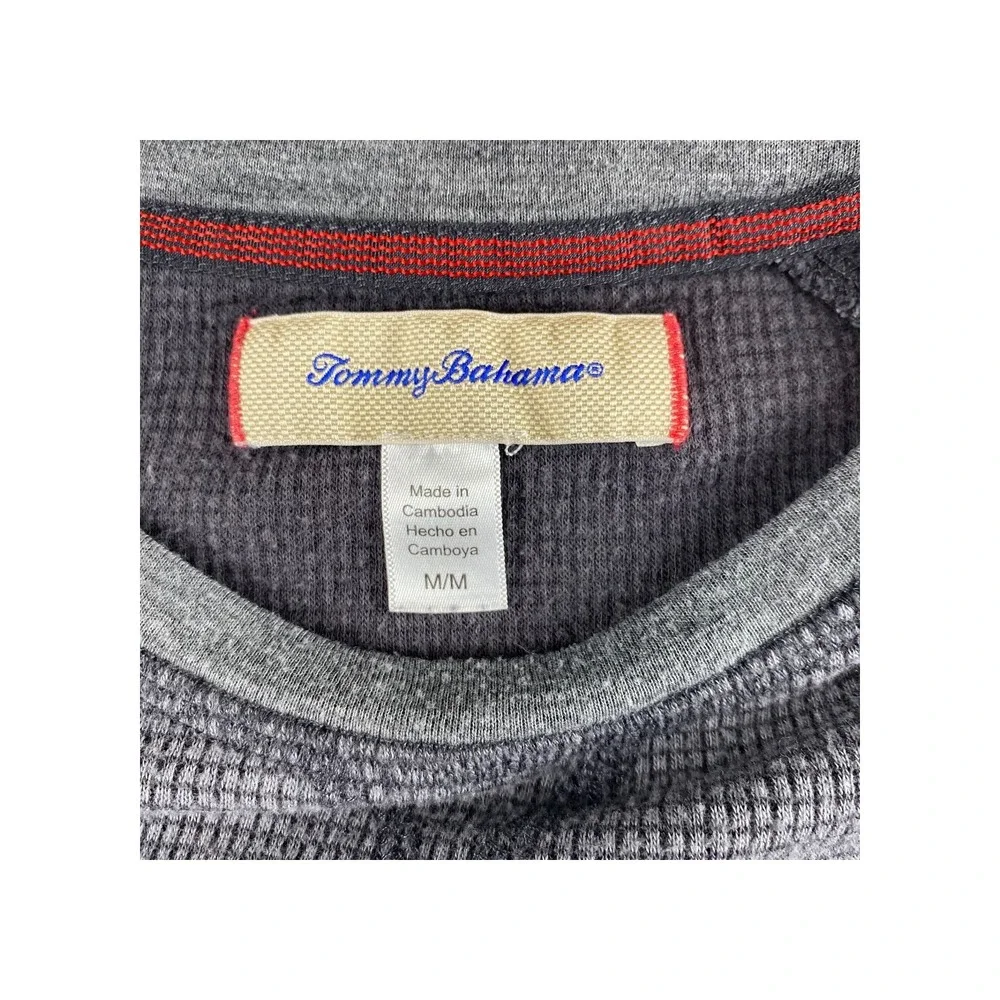 Tommy Bahama Mens LS Waffle Knit Crew Neck Pullover Shirt‎ M M Gray Red Accent